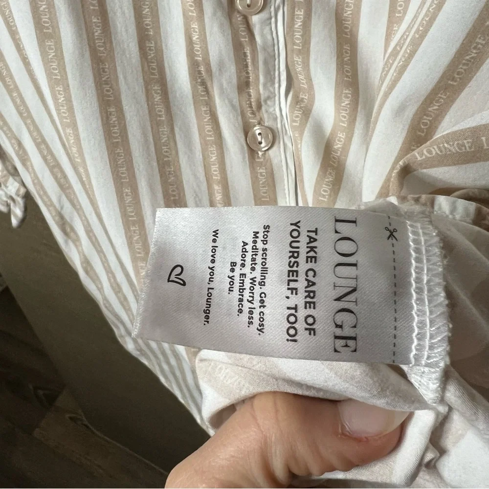 Lounge women’s sleep shirt tan & white stripped size small